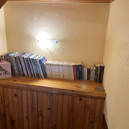 Maison Spacieuse Pres De Avec Parking Et Balcon Semesterbostad