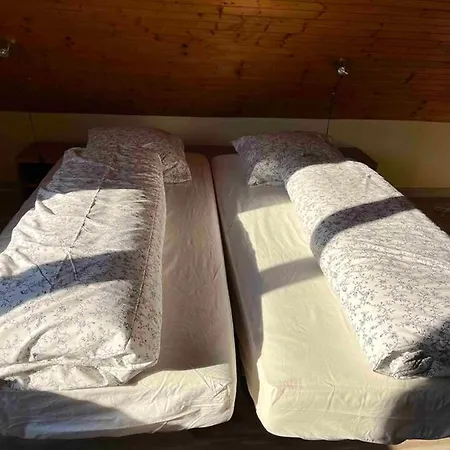 Semesterbostad Maison Spacieuse Pres De Avec Parking Et Balcon Rorschwihr