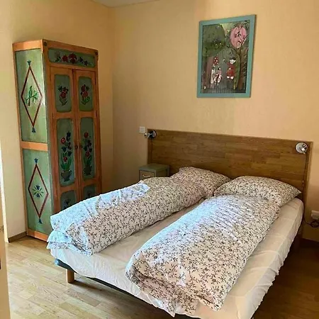 Maison Spacieuse Pres De Avec Parking Et Balcon Semesterbostad *