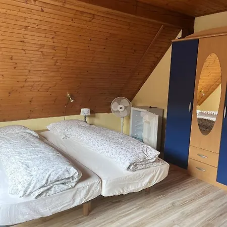 Maison Spacieuse Pres De Avec Parking Et Balcon Semesterbostad Rorschwihr
